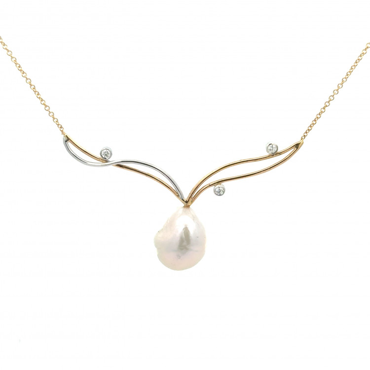 Collier en or et perle